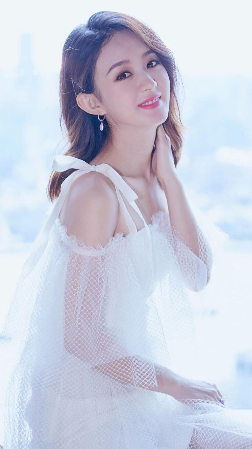 开云app安全认证-意外游泳馆突发漏水赛事暂停，游泳馆意外受伤如何赔付